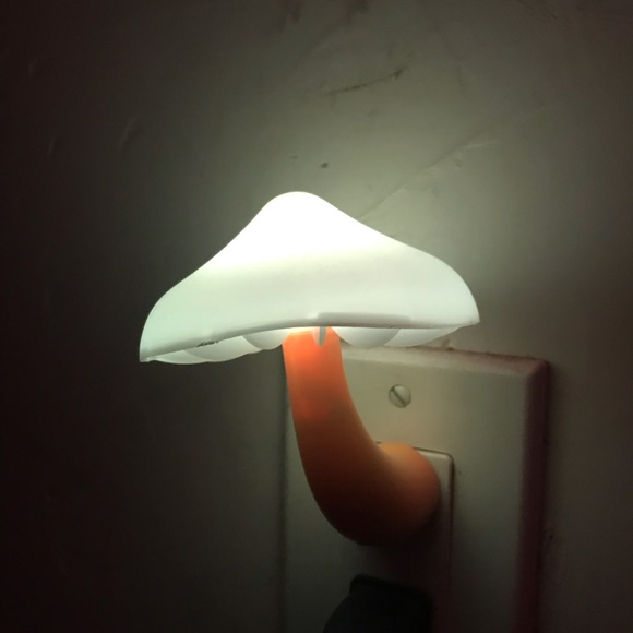 Rainbow mushroom night light plug in rave dance trippy psychedelic shroom party - Picture 8 of 11